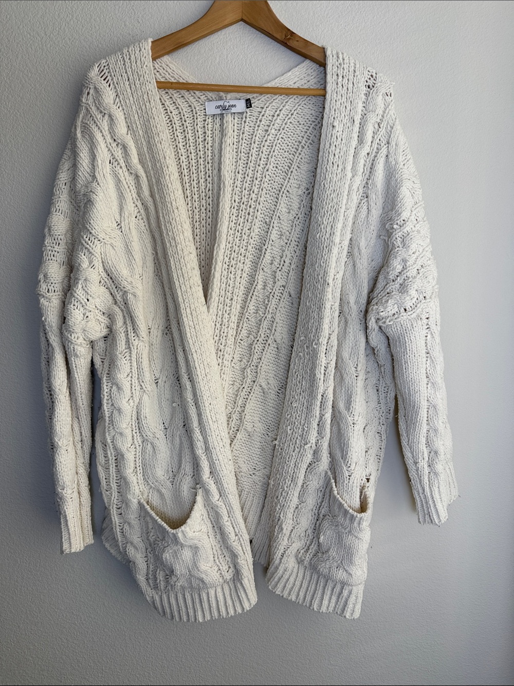 Carly Jean Los Angeles Chunky Cable Knit Cardigan Cream Open Front Pockets M/L